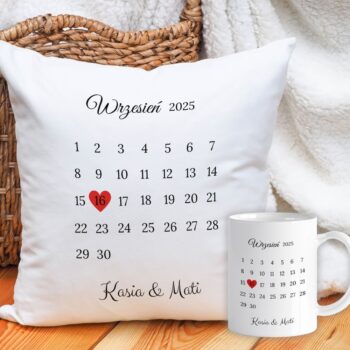 Personalizowany Zestaw Poduszka + Kubek Kalendarz 3